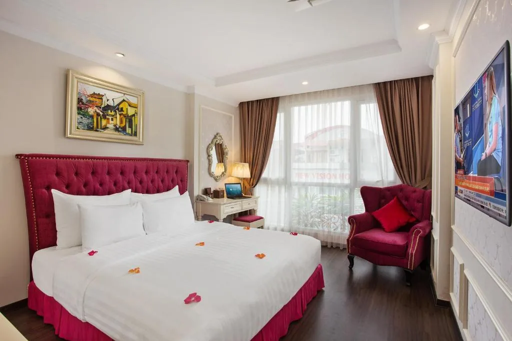 Suite with City View β Luxury Old Quarter Hotel & Gym